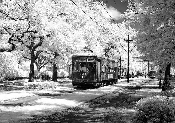 American Vintage Tram Framed Print Tram Usa Public Personennahverkehr America